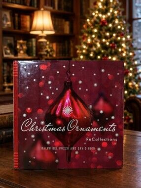 Vintage 2005 Christmas Ornament Hardcover Reference Book By ReCollections Cover